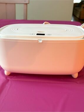 Compact Electric Baby Wipes warmer in white
